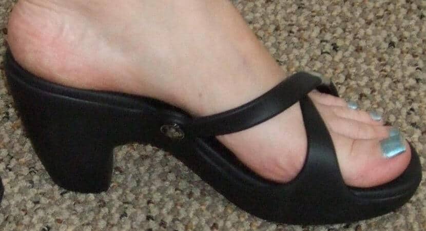 Open toe crocs shoes
